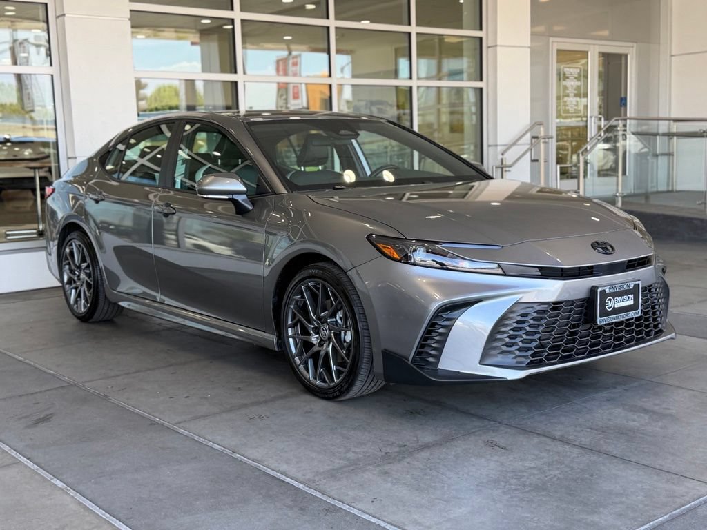 Used 2026 Toyota Camry SE FWD image 8