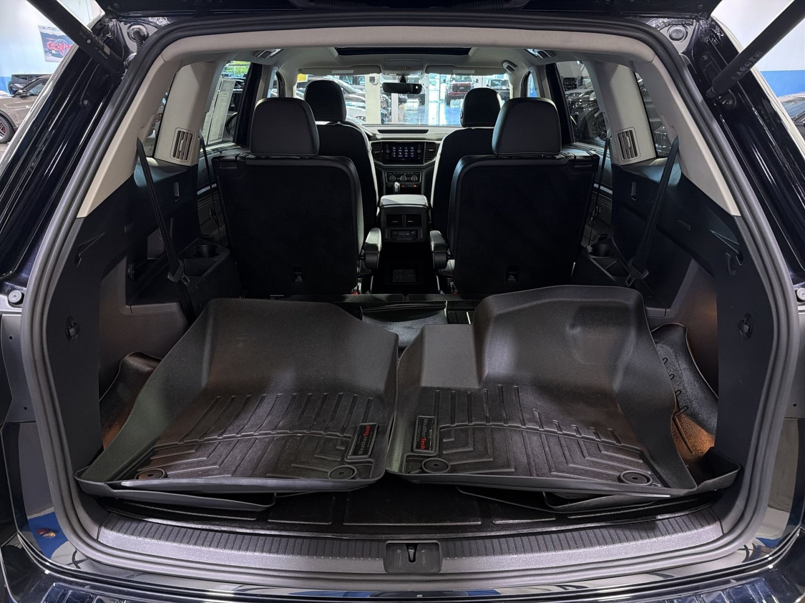 Used 2023 Volkswagen Atlas SE AWD/4WD image 30
