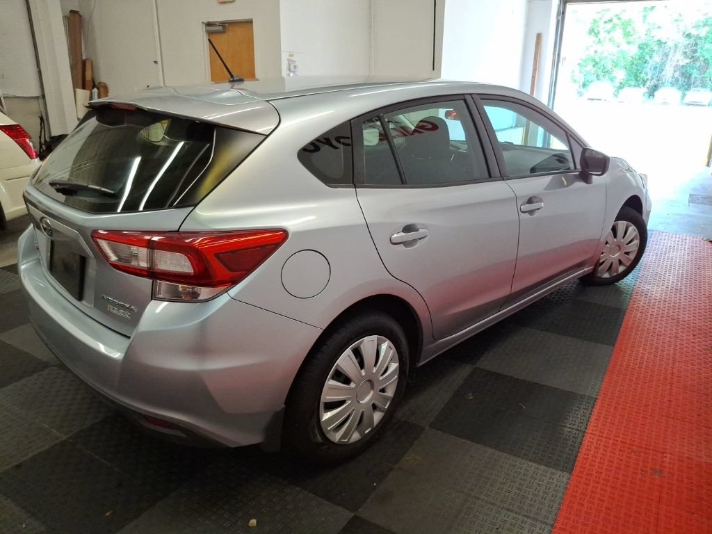 Used 2017 Subaru Impreza 2.0i AWD/4WD image 12