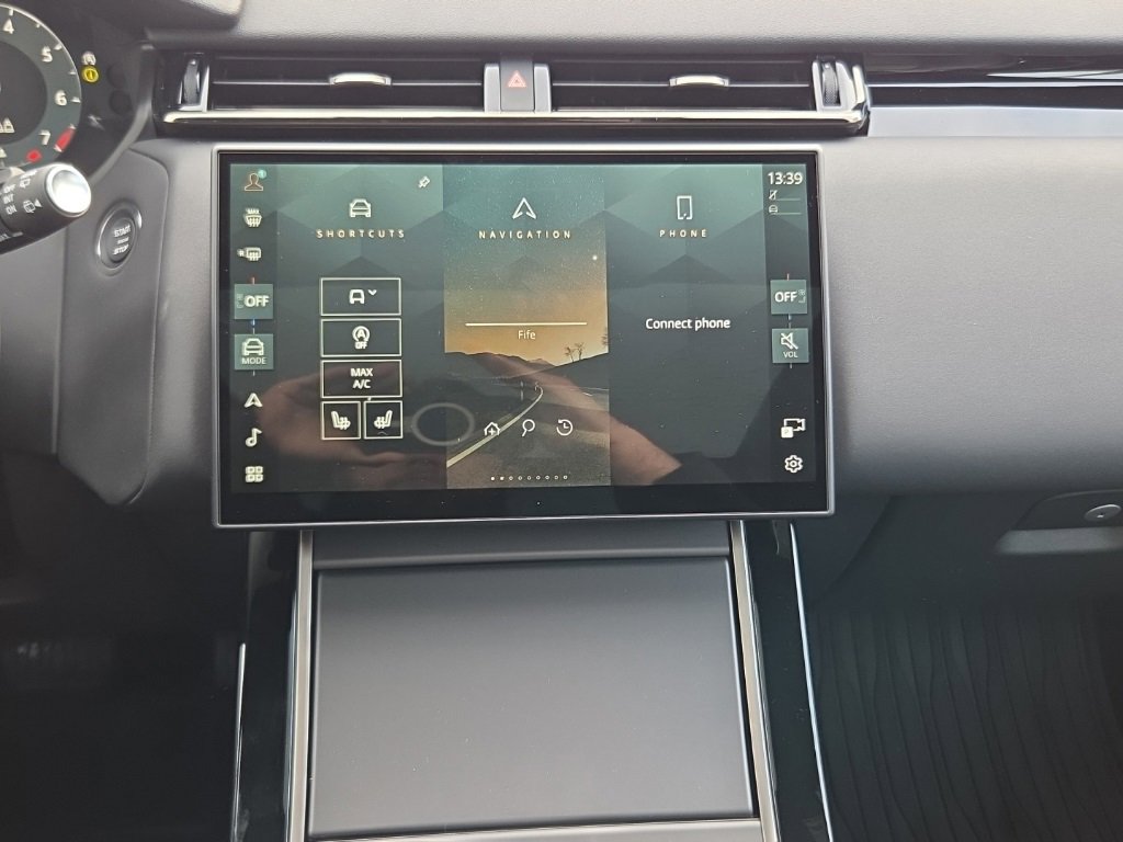 New 2026 Land Rover Range Rover Velar S image 25