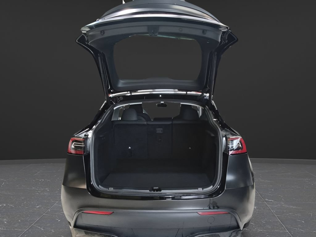 Used 2025 Tesla Model Y Performance AWD/4WD image 9