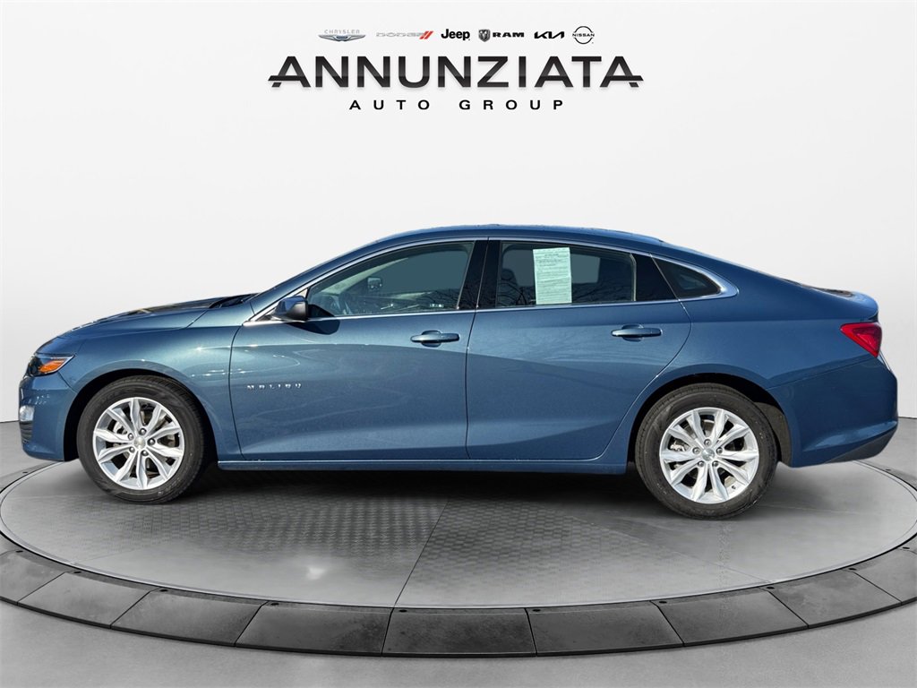 Used 2024 Chevrolet Malibu LT image 2