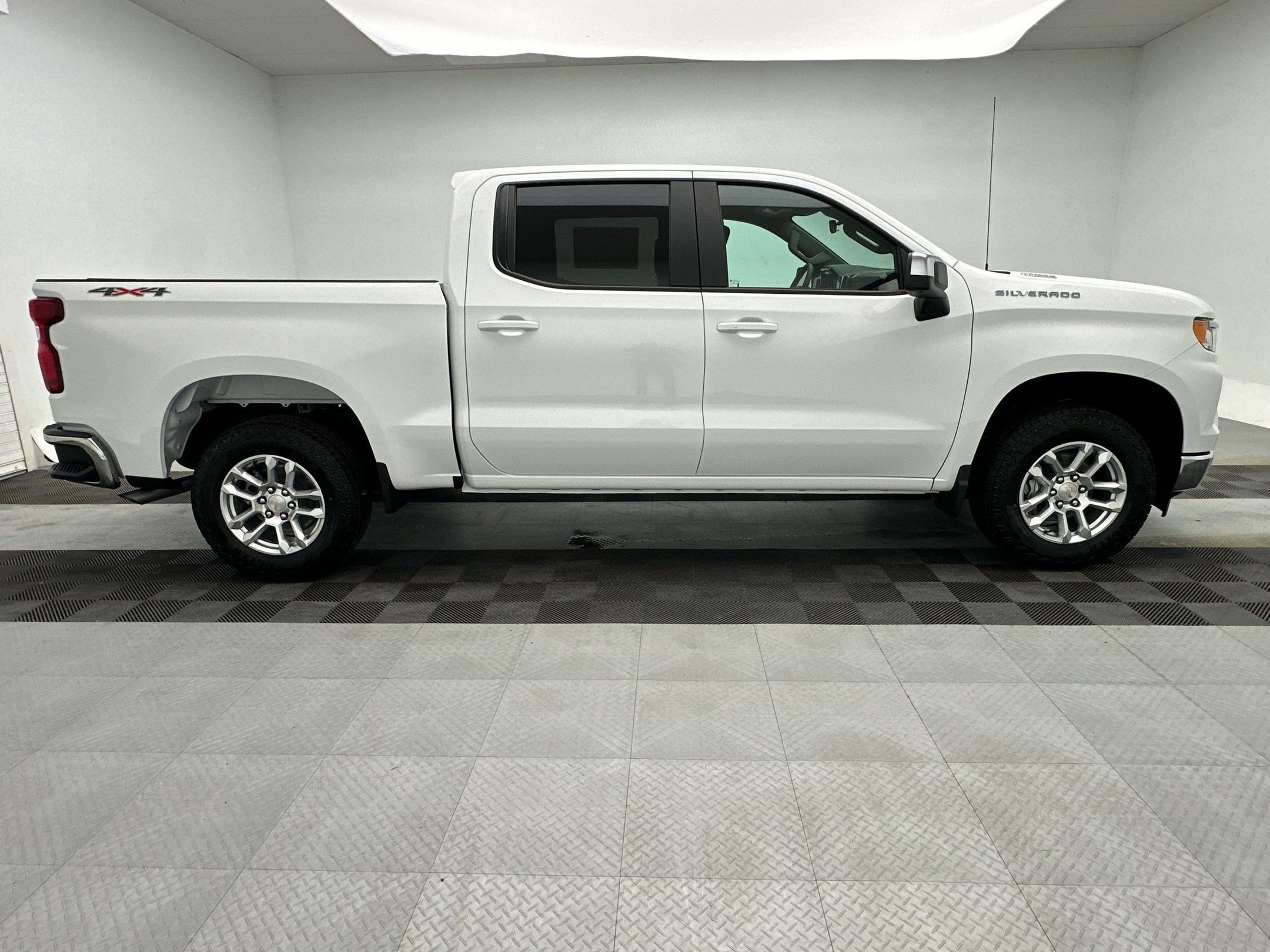 New 2026 Chevrolet Silverado 1500 LT AWD/4WD image 8