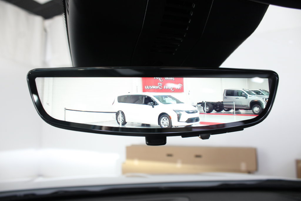 New 2027 Buick Enclave Sport Touring w/ Power Package FWD image 3