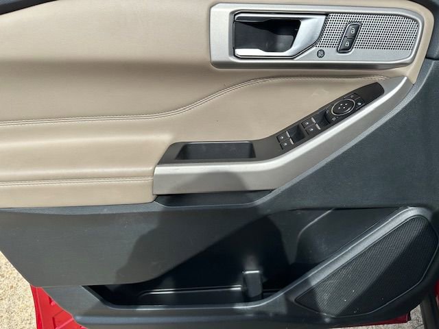 Used 2024 Ford Explorer Limited image 22