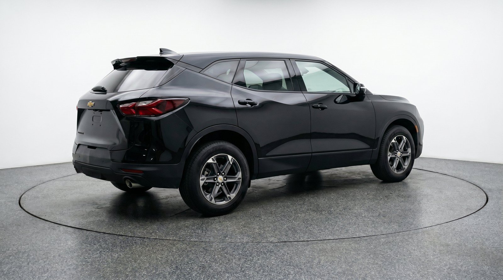 Used 2025 Chevrolet Blazer LT FWD image 9