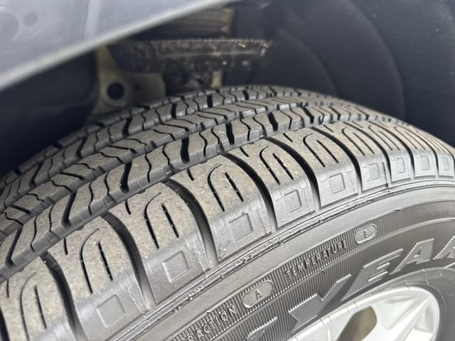 Used 2023 Chevrolet Equinox LT AWD/4WD image 26