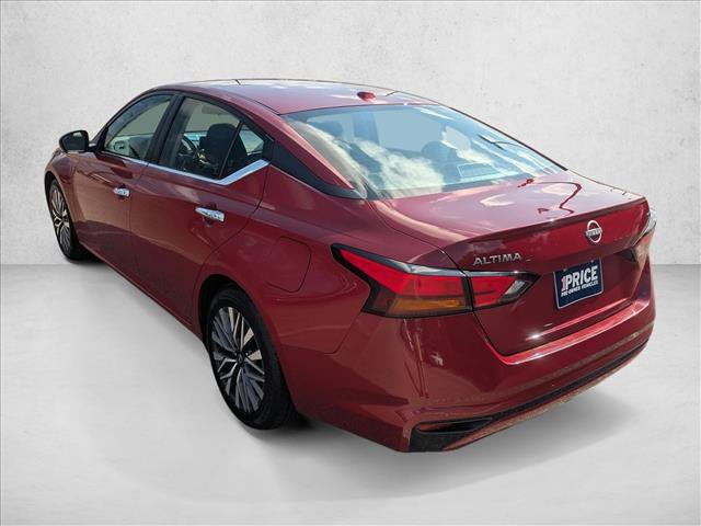 Used 2024 Nissan Altima 2.5 SV FWD image 7