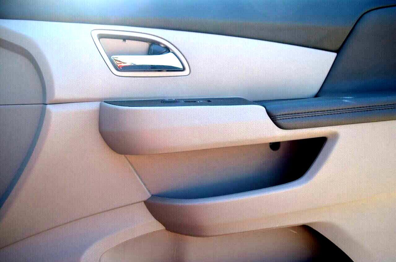 Used 2014 Honda Odyssey EX-L image 17