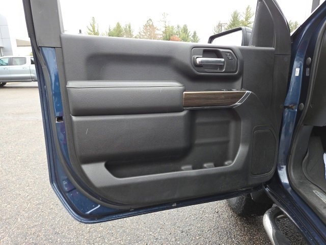 Used 2020 Chevrolet Silverado 2500 LT w/ Convenience Package image 42