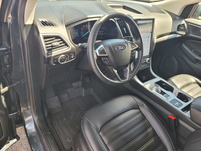 Certified 2024 Ford Edge SEL w/ Convenience Package AWD/4WD image 9