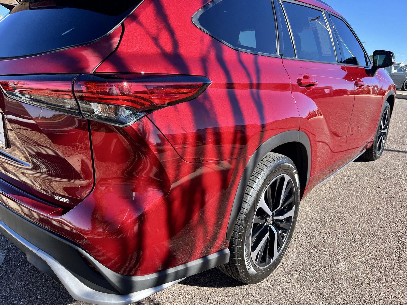 Certified 2022 Toyota Highlander XSE image 14