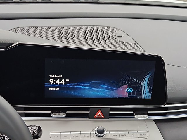 New 2026 Hyundai Elantra Limited FWD image 14