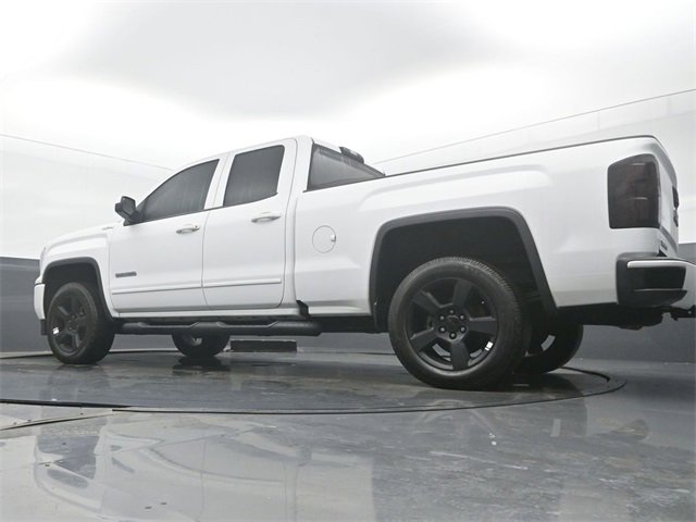 Used 2017 GMC Sierra 1500 SLE image 48