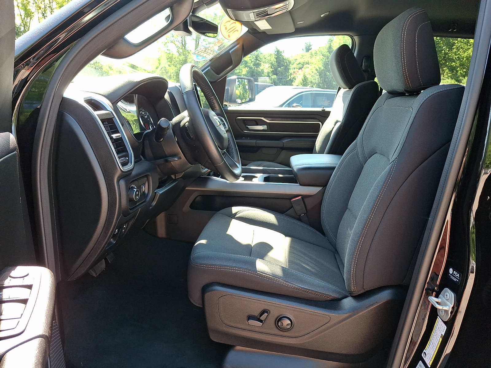 Certified 2023 RAM 1500 Big Horn AWD/4WD image 14