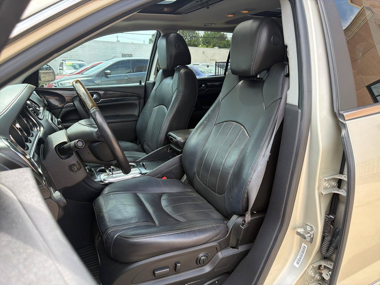 Used 2015 Buick Enclave Premium w/ Experience Buick Package FWD image 11