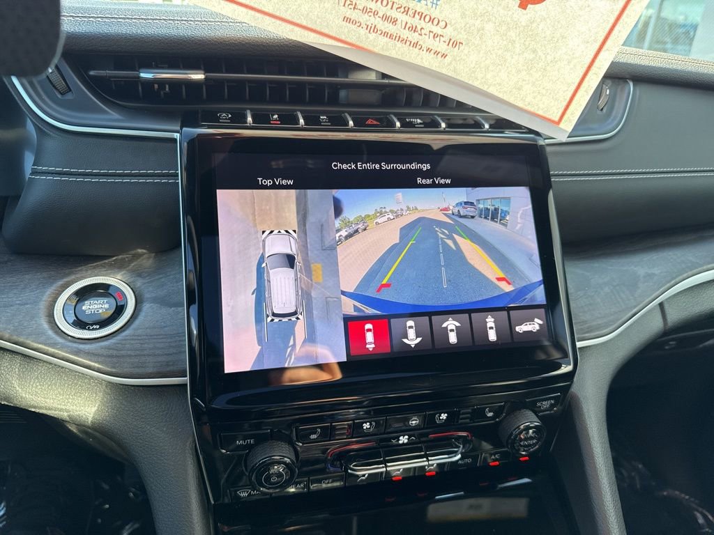 Used 2024 Jeep Grand Cherokee L Limited w/ Luxury Tech Group II image 23