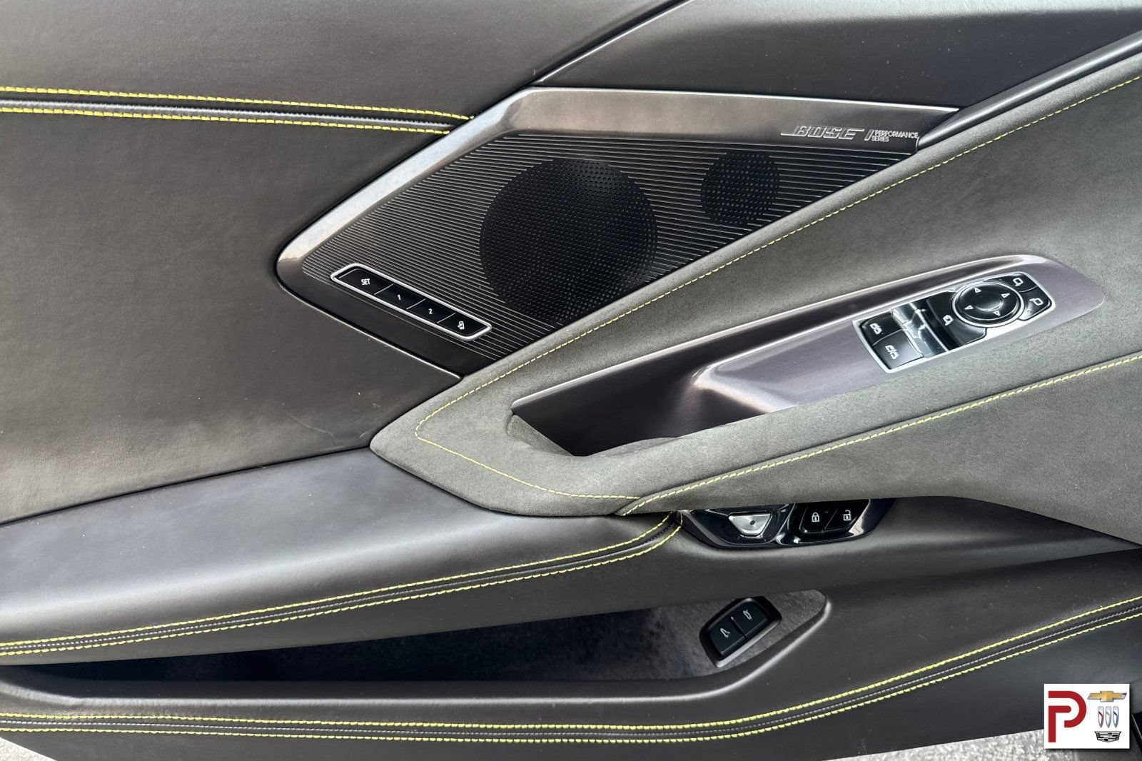 Used 2023 Chevrolet Corvette Stingray Premium Cpe w/ Z51 Performance Package RWD image 11