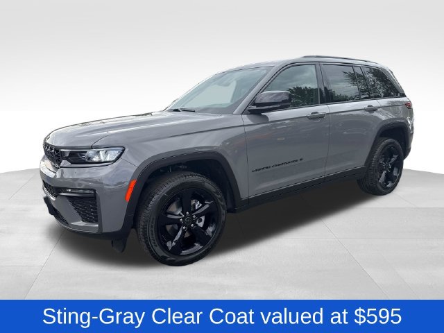 New 2027 Jeep Grand Cherokee Limited AWD/4WD image 3