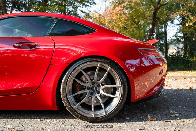 Used 2016 Mercedes-Benz AMG GT S image 5
