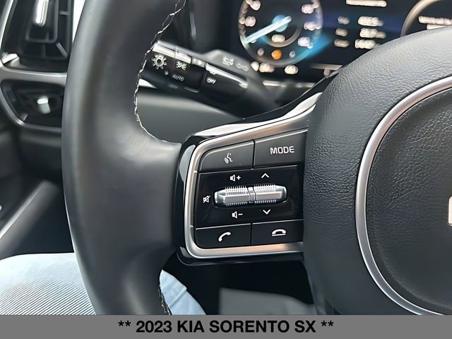 Used 2023 Kia Sorento SX image 26