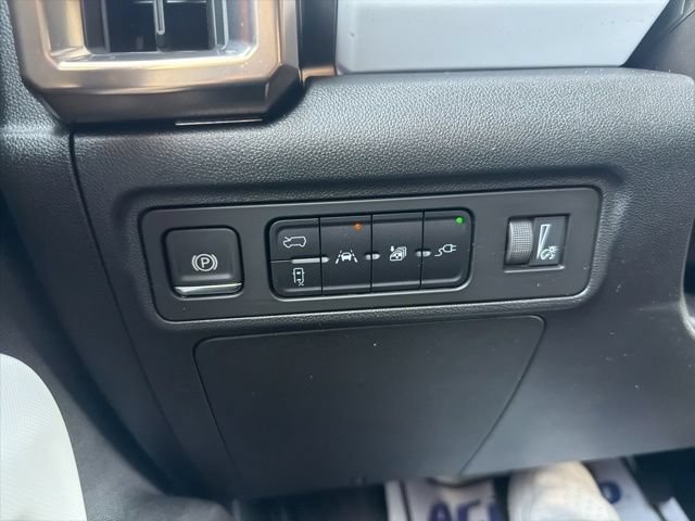 Used 2025 GMC Hummer EV 3X AWD/4WD image 37
