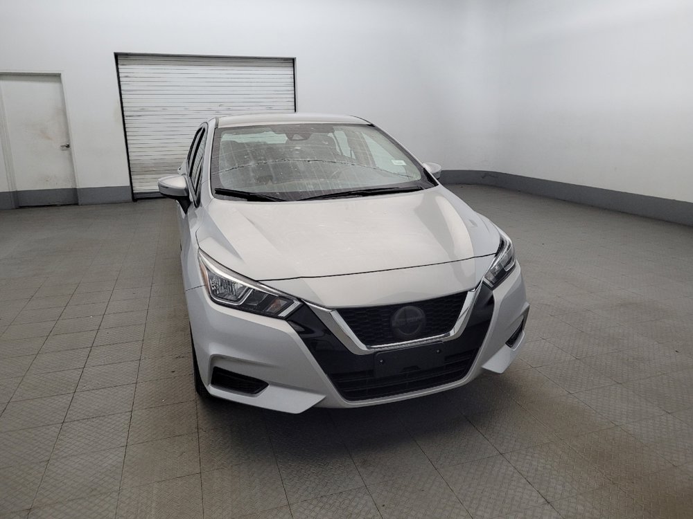 Used 2021 Nissan Versa SV image 14