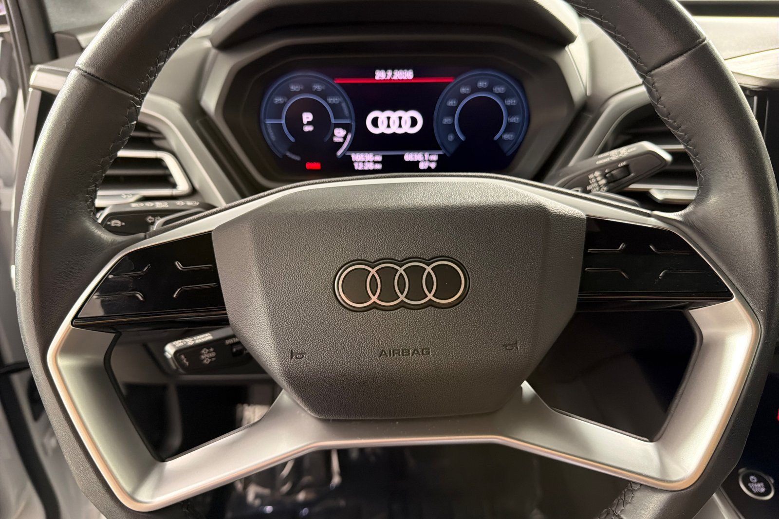 Used 2024 Audi Q4 e-tron Premium AWD/4WD image 22