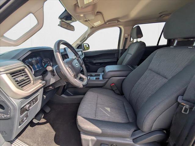 Used 2023 Ford Expedition XLT image 15