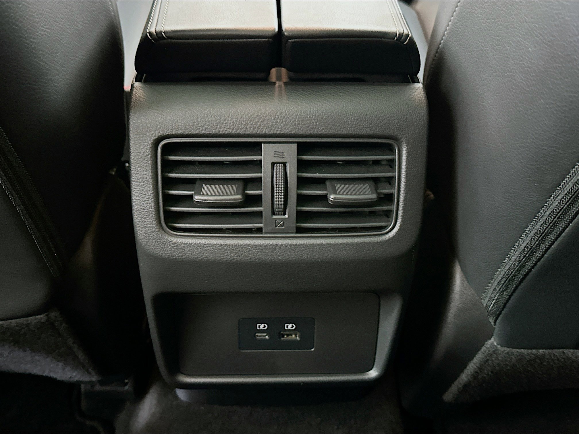 Used 2023 Nissan Rogue SL image 28