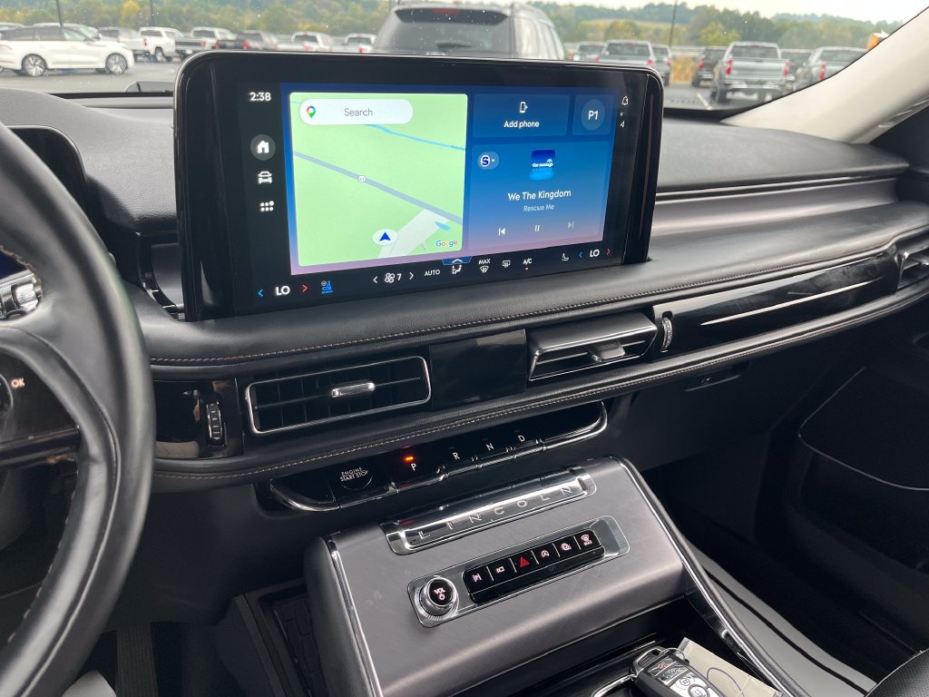 Used 2025 Lincoln Aviator AWD image 17