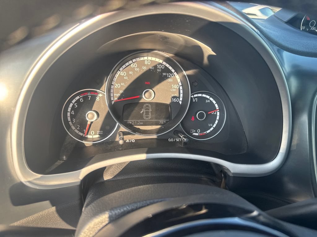 Used 2016 Volkswagen Beetle R-Line SE FWD image 15
