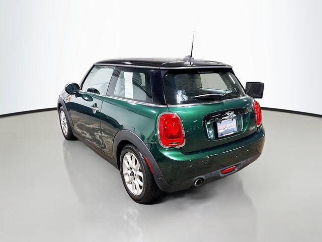Used 2018 MINI Cooper 2-Door Hardtop FWD image 8