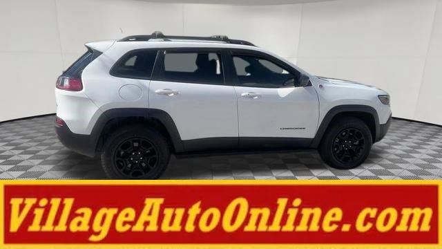 Used 2021 Jeep Cherokee Trailhawk w/ Trailer Tow Group AWD/4WD image 49