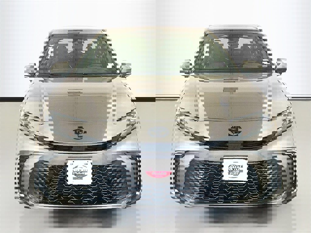 New 2026 Toyota Camry SE image 2