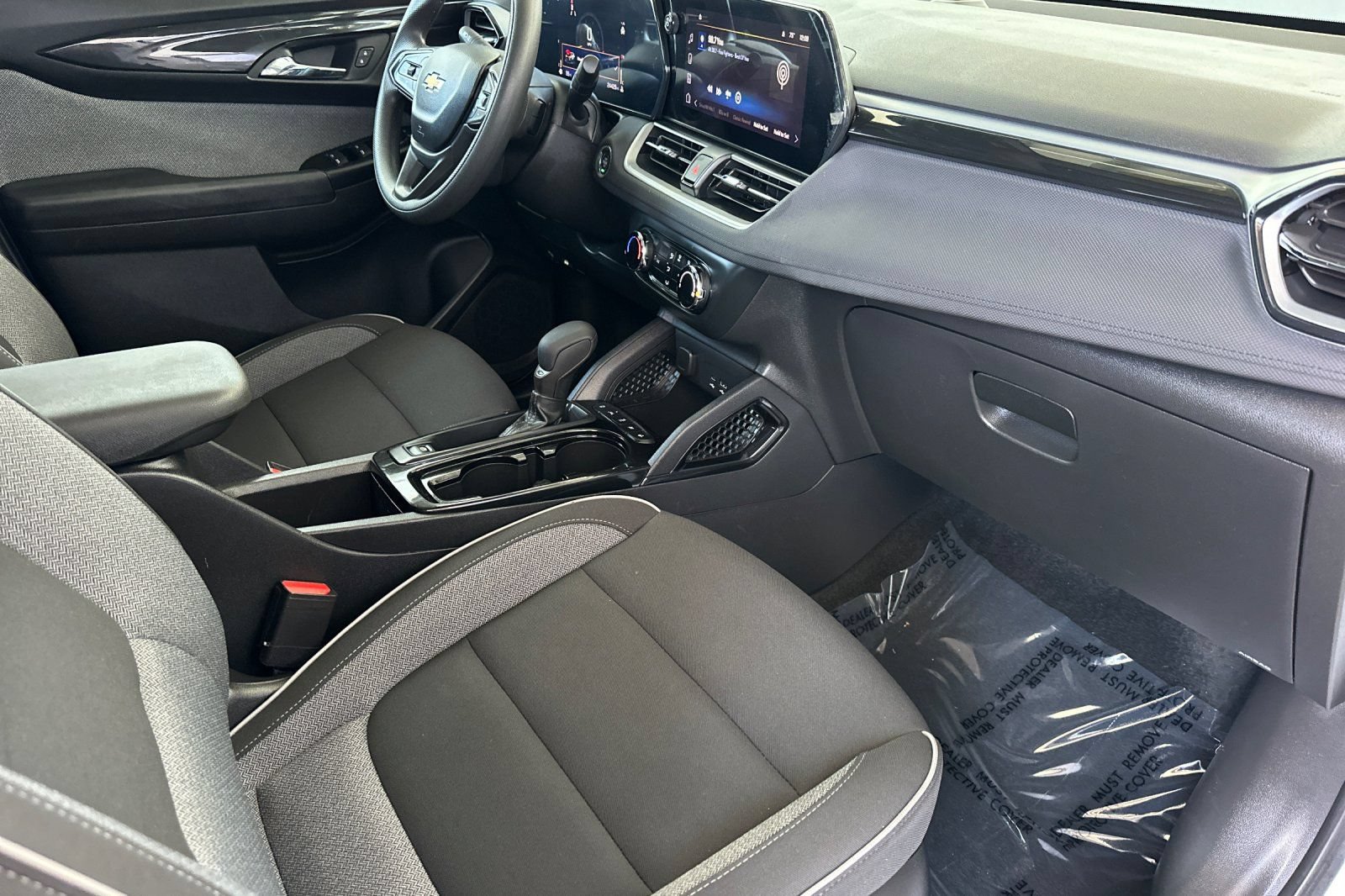 Certified 2024 Chevrolet TrailBlazer LS w/ LS Convenience Package FWD image 19
