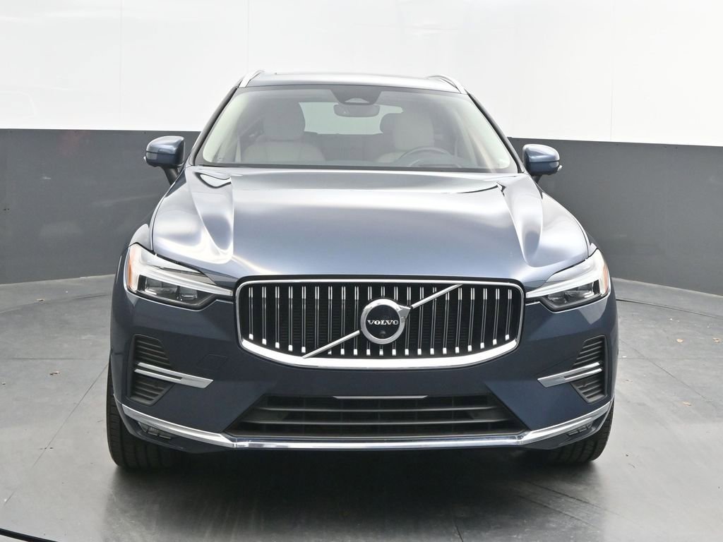 Certified 2023 Volvo XC60 B5 Ultimate w/ Protection Package Premier image 10