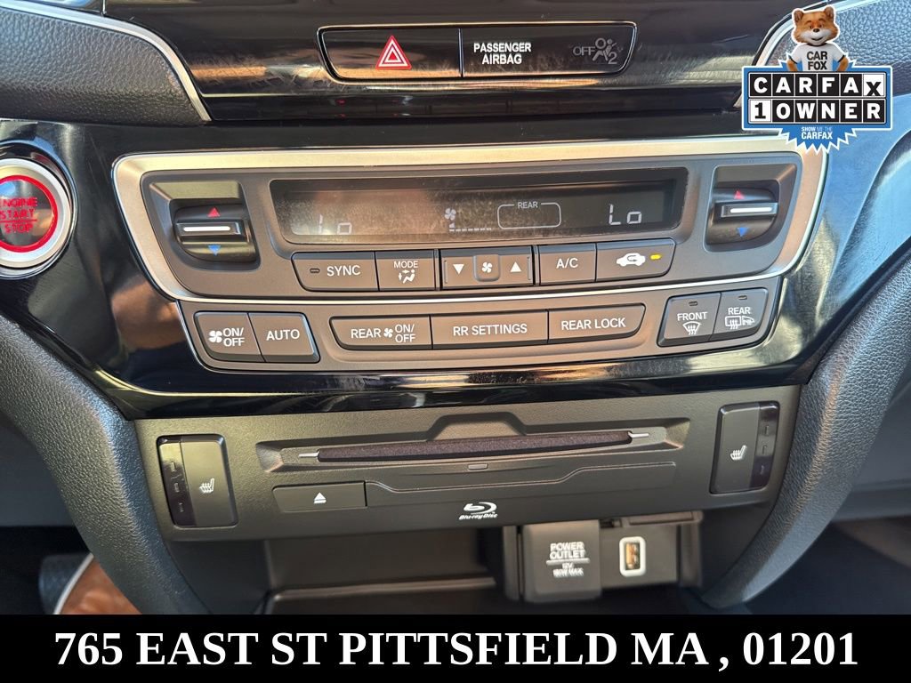 Used 2022 Honda Pilot Touring image 12