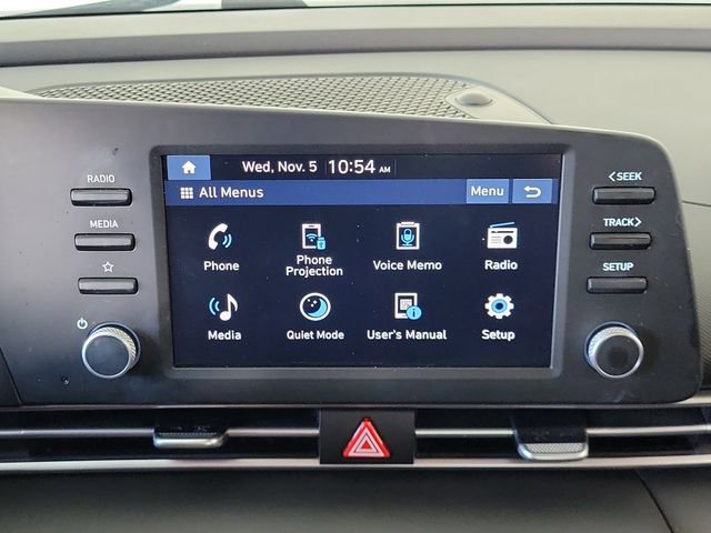 Used 2024 Hyundai Elantra SE image 7