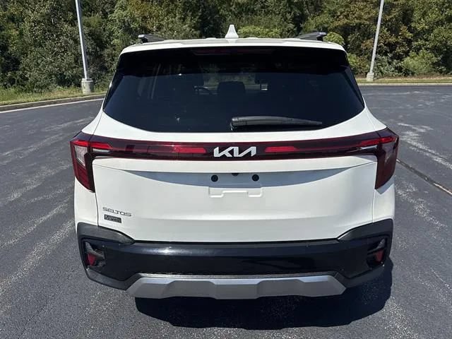 Certified 2024 Kia Seltos S FWD image 5