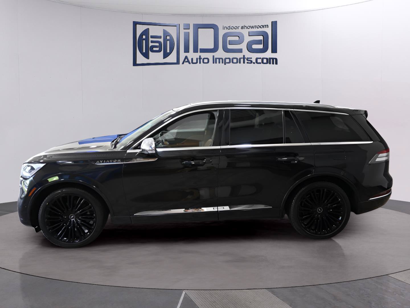 Used 2021 Lincoln Aviator Black Label w/ Dynamic Handling Package AWD/4WD image 2