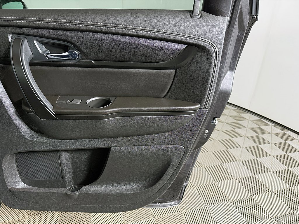 Used 2016 Chevrolet Traverse LT w/ Traveler's Package image 21