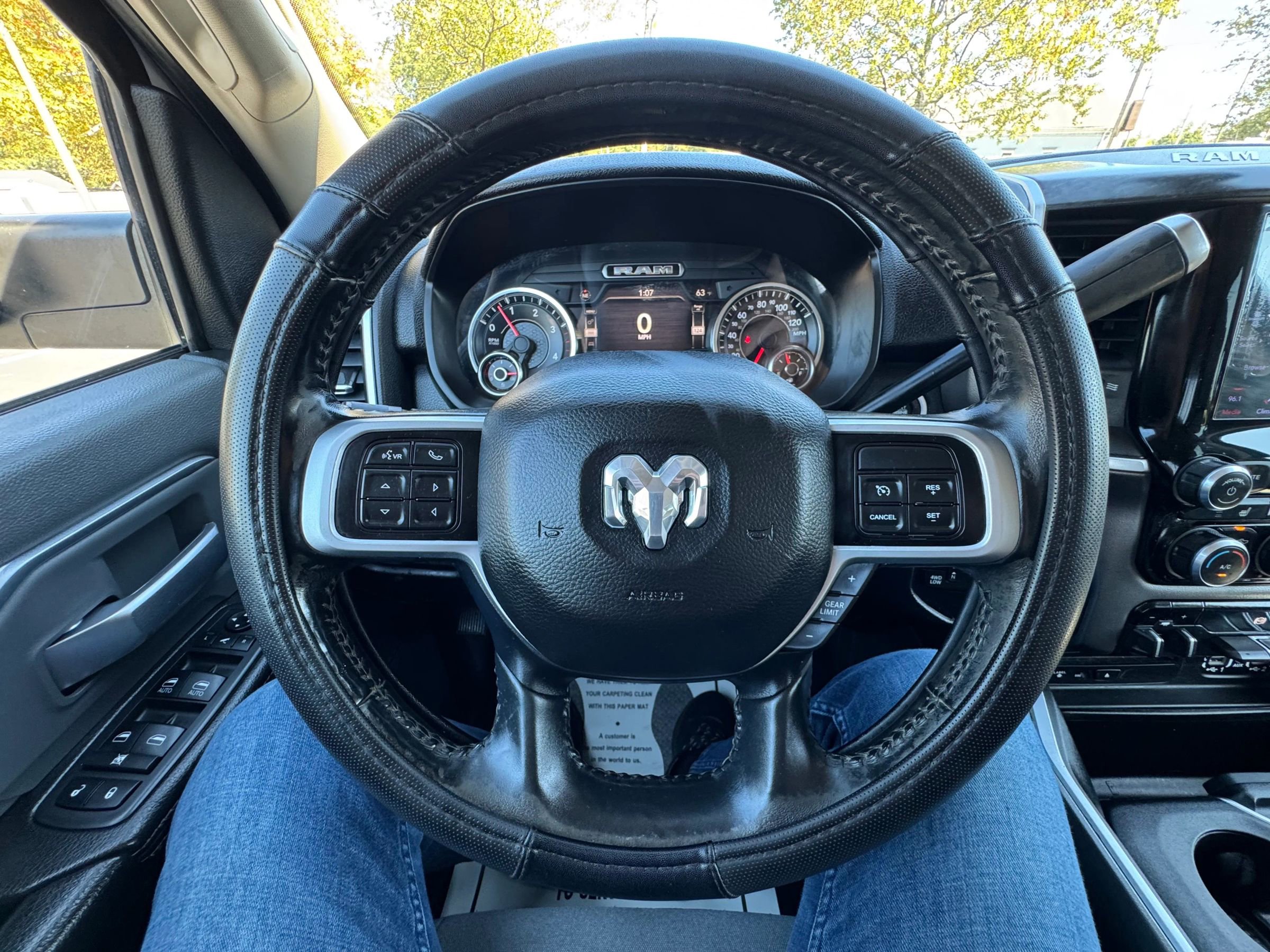 Used 2019 RAM 3500 Lone Star image 28