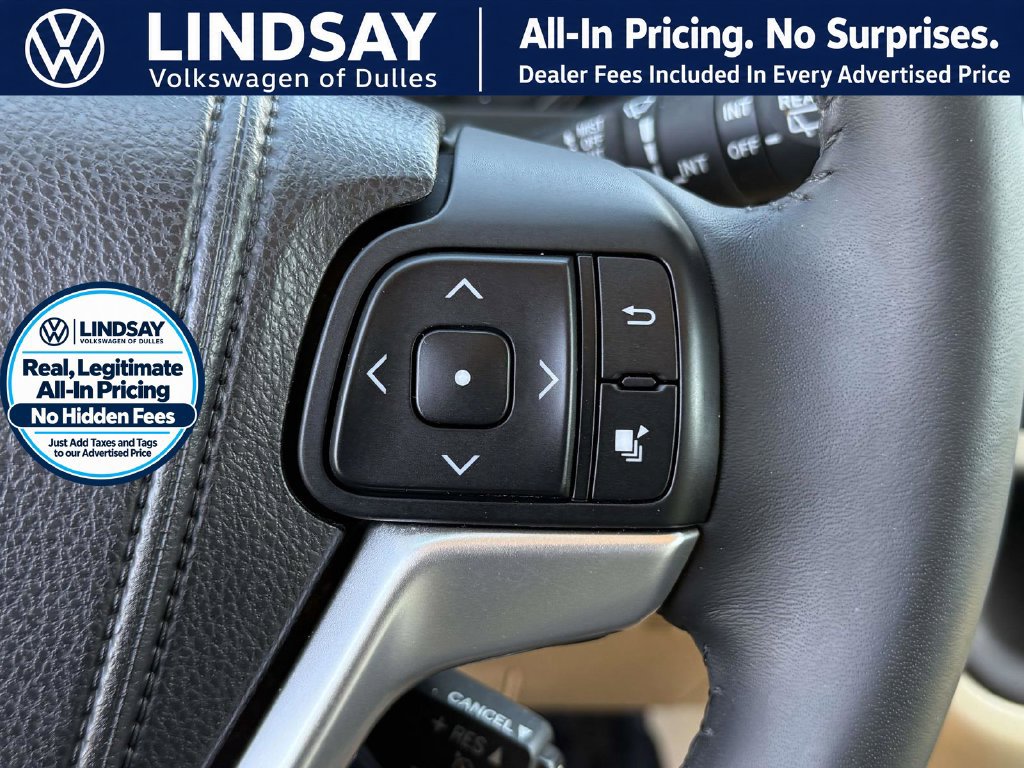 Used 2015 Toyota Highlander Limited AWD/4WD image 22