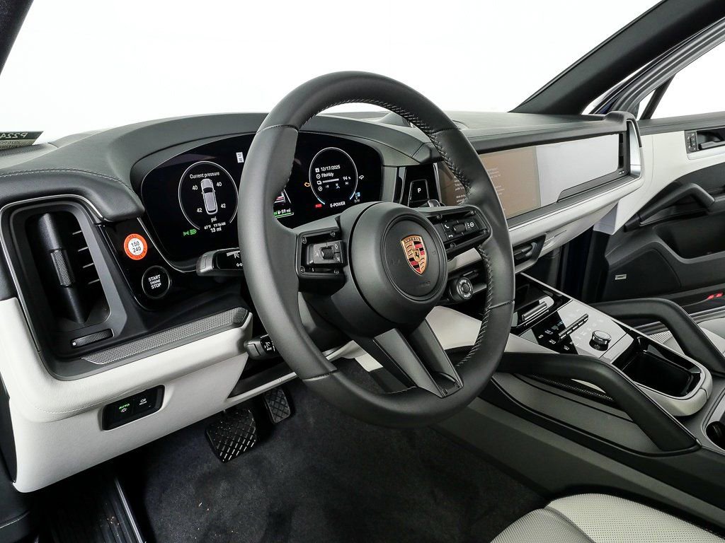 New 2026 Porsche Cayenne E-Hybrid image 4