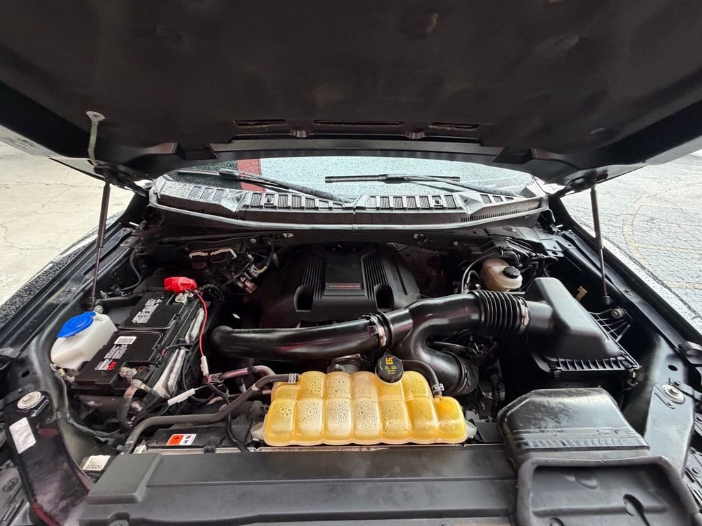 Used 2018 Ford F150 Raptor w/ Equipment Group 802A Luxury AWD/4WD image 4