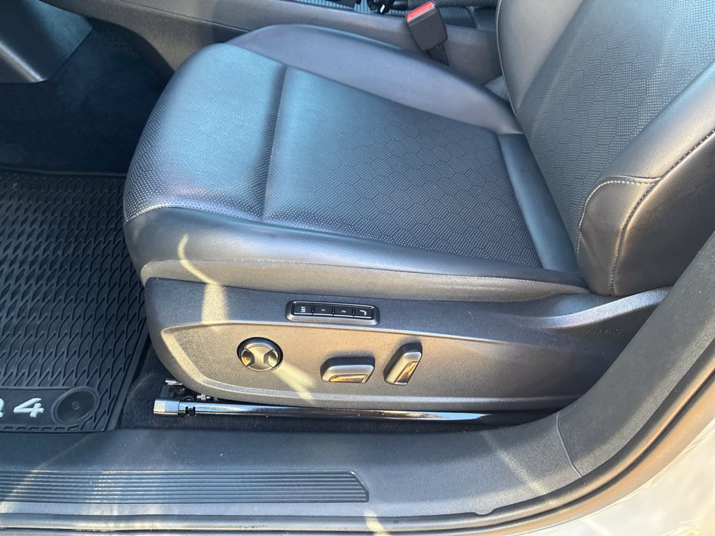 Used 2021 Volkswagen ID.4 Pro S AWD/4WD image 14