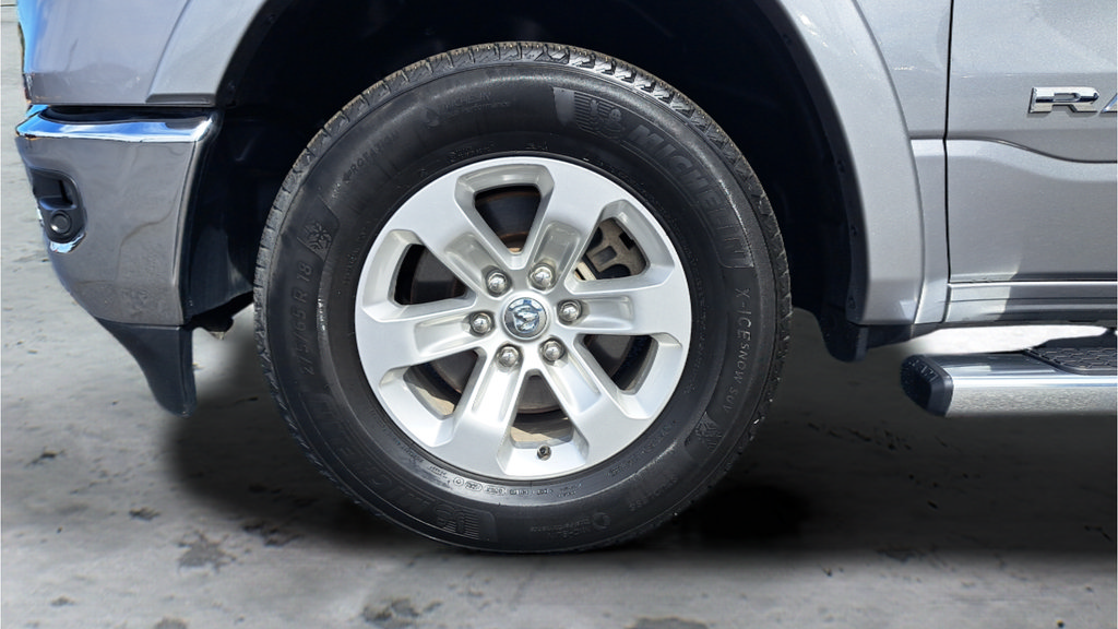 Used 2021 RAM 1500 Laramie AWD/4WD image 28