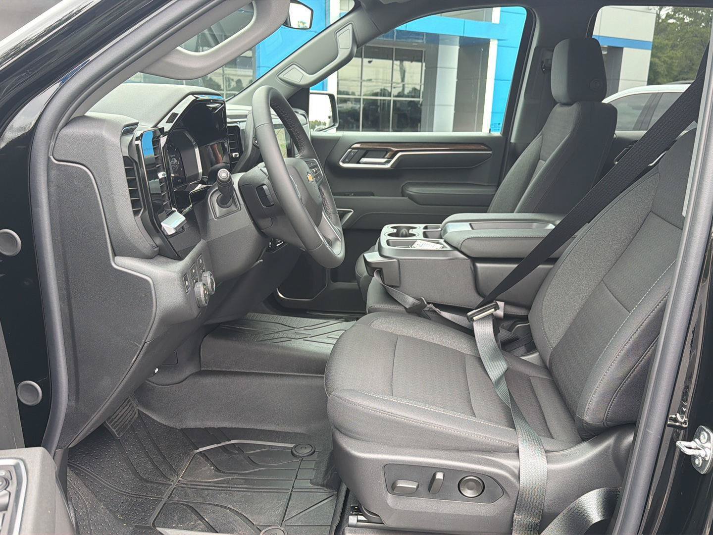 New 2026 Chevrolet Silverado 1500 LT w/ Protection Package AWD/4WD image 10