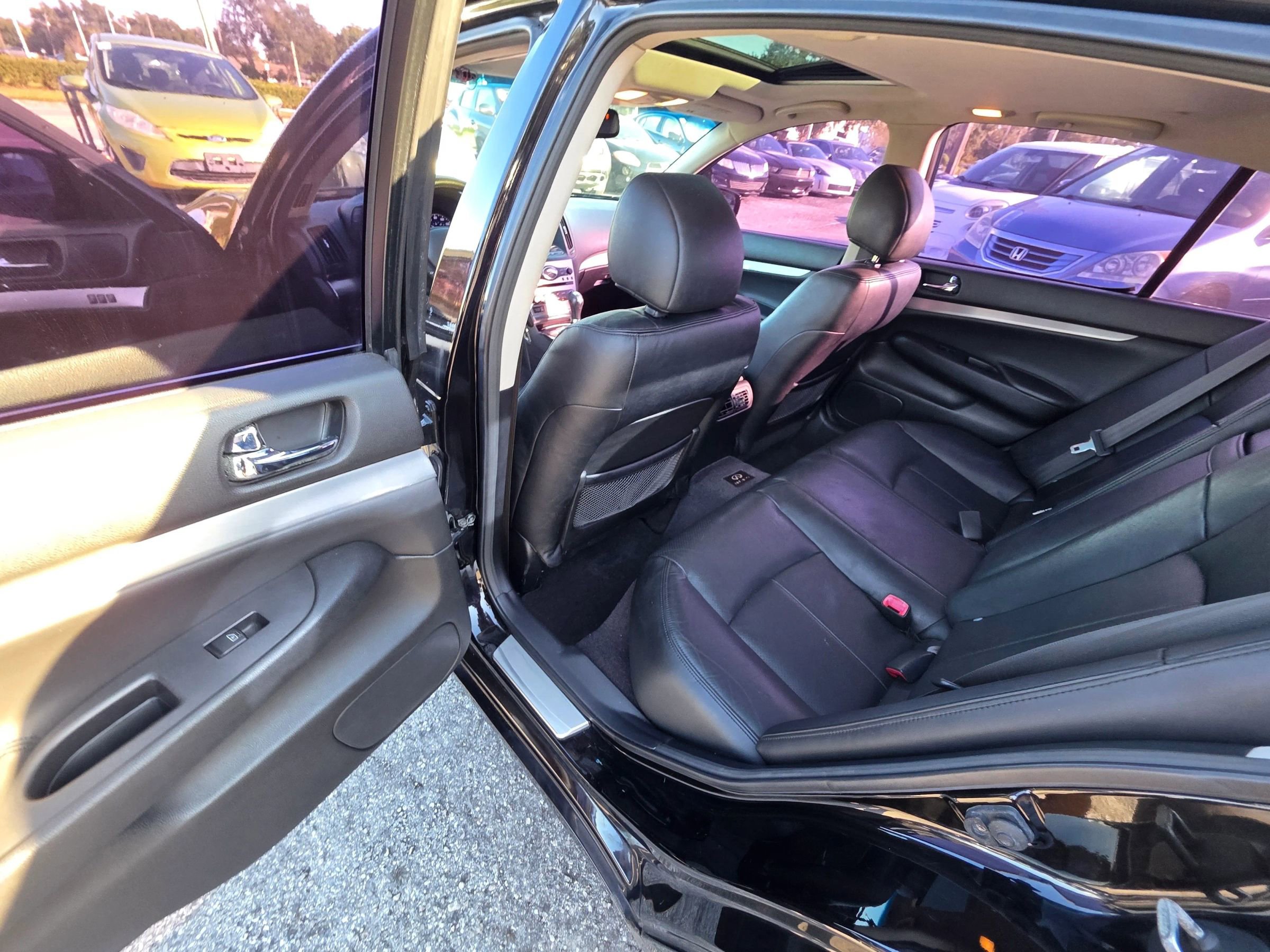 Used 2013 INFINITI G37 Journey w/ Premium Pkg RWD image 13